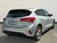 Usado Ford Focus Trend+ 125 HP (91 kW) 2021 Cinzento