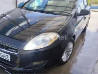 Usado Fiat Bravo Dynamic 120 CV (88 kW) 2008 Negro Utilitario
