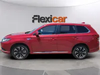 Usado Mitsubishi Outlander P-HEV 203 CV (149 kW) 2018 Rojo SUV