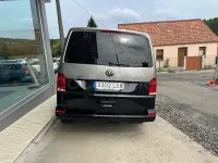 Usado VW Multivan 150 CV (110 kW) 2021 Gris / plata Monovolumen