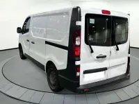 Usado Renault Trafic 95 CV (69 kW) 2018 Blanco Monovolumen