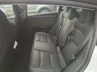 Usado Tesla Model 3 Standard Range 208 kW (283 CV) 2025 Blanco Berlina