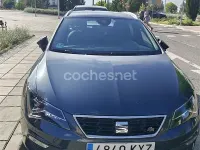 Usado Seat Leon ST FR 130 CV (95 kW) 2019 Gris / plata Familiar