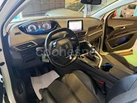 Usado Peugeot 3008 Allure 130 CV (95 kW) 2018 Blanco SUV