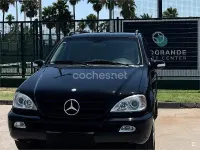 Usado Mercedes ML270 163 CV (119 kW) 2004 Negro SUV
