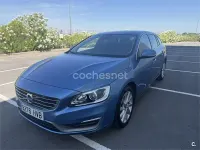 Usado Volvo V60 Momentum 115 CV (84 kW) 2013 Azul Familiar
