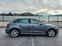 Usado Audi A3 Attraction 110 CV (80 kW) 2015 Gris / plata Berlina
