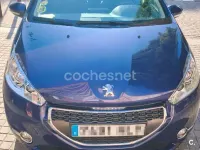 Usado Peugeot 208 Allure 115 CV (84 kW) 2012 Azul Utilitario