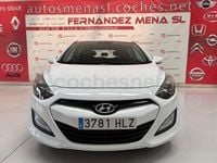 Usado Hyundai i30 100 CV (73 kW) 2012 Blanco Berlina