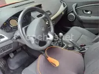 Usado Renault Mégane 105 CV (77 kW) 2009 Rojo Berlina