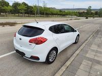 Usado Kia Ceed GT 90 HP (66 kW) 2014 Branco Sedan