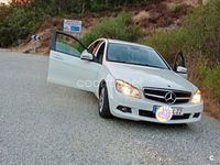 Usado Mercedes C220 170 CV (125 kW) 2009 Blanco Familiar