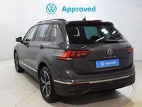Usado VW Tiguan Life 150 CV (110 kW) 2022 Gris SUV