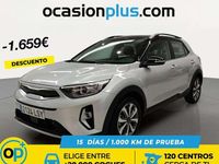 Usado Kia Stonic 120 CV (88 kW) 2021 Plateado SUV