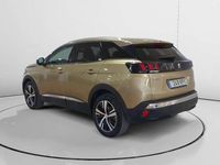 Usado Peugeot 3008 Allure 132 CV (97 kW) 2018 Beige SUV
