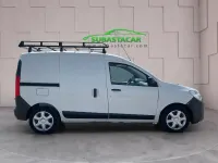 Usado Dacia Dokker Essentiel 75 CV (55 kW) 2019 Blanco Monovolumen