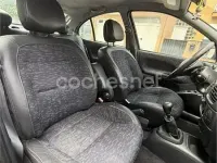 Usado Renault Mégane II 80 CV (58 kW) 2002 Gris / plata Berlina