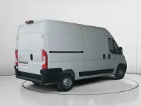 Usado Citroën Jumper 140 CV (102 kW) 2023 Blanco Monovolumen