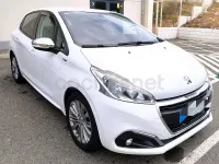Usado Peugeot 208 Access 82 CV (60 kW) 2017 Blanco Utilitario