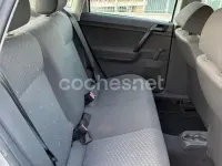 Usado VW Polo Conceptline 55 CV (40 kW) 2003 Blanco Berlina