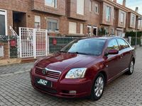 Usado Toyota Avensis Executive 116 CV (85 kW) 2004 Granate Berlina