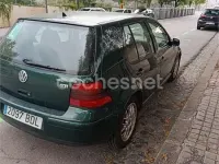 Usado VW Golf IV GTI 150 CV (110 kW) 2000 Verde Berlina