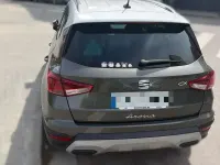 Usado Seat Arona Xperience 110 CV (80 kW) 2024 Verde SUV
