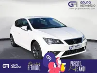 Usado Seat Leon Style 115 CV (84 kW) 2019 Blanco Berlina