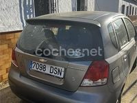 Usado Chevrolet Kalos SE 94 CV (69 kW) 2005 Gris / plata Berlina