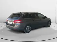 Usado Peugeot 308 SW Allure 131 CV (96 kW) 2021 Gris Familiar