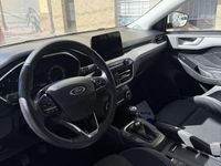 Usado Ford Focus Active X 120 CV (88 kW) 2020 Blanco Familiar