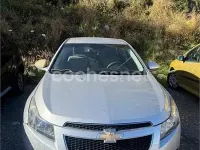 Usado Chevrolet Cruze LS 124 CV (91 kW) 2011 Gris / plata Berlina