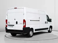Usado Citroën Jumper 140 CV (102 kW) 2023 Blanco Monovolumen