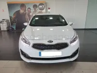 Usado Kia Ceed 120 CV (88 kW) 2017 Blanco Utilitario