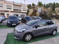 Usado Renault Clio GrandTour Expression 75 CV (55 kW) 2014 Gris / plata Familiar