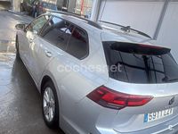 Usado VW Golf VIII 115 CV (84 kW) 2021 Gris / plata Familiar