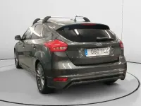 Usado Ford Focus ST-Line 125 CV (91 kW) 2018 Gris Berlina