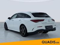 Usado Mercedes CLA200 Shooting Brake 150 CV (110 kW) 2023 Blanco Familiar