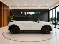 Usado DS Automobiles DS3 Crossback Performance 130 CV (95 kW) 2023 Gris / plata SUV
