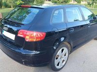 Usado Audi A3 Sportback Ambition 125 CV (91 kW) 2008 Negro Utilitario