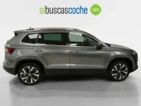 Usado Skoda Karoq Style 150 CV (110 kW) 2022 Gris/plata SUV