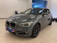Usado BMW 118 Comfort Edition 150 CV (110 kW) 2015 Gris / plata Utilitario