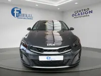 Usado Kia XCeed 100 CV (73 kW) 2024 Gris SUV