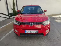 Usado SsangYong Tivoli Limited 128 CV (94 kW) 2015 Rojo SUV