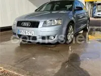 Usado Audi A3 Attraction 140 CV (102 kW) 2004 Gris / plata Utilitario