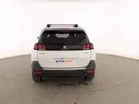 Usado Peugeot 5008 GT 131 CV (96 kW) 2019 Blanco SUV