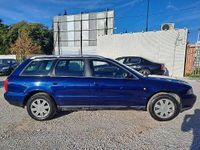 Usado Audi A4 193 CV (141 kW) 1999 Azul Familiar