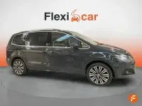 Usado Seat Alhambra 4Drive 177 CV (130 kW) 2019 Gris Monovolumen
