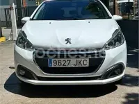 Usado Peugeot 208 Access 82 CV (60 kW) 2015 Blanco Utilitario