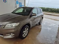 Usado Toyota RAV4 Executive 150 CV (110 kW) 2010 Beige SUV